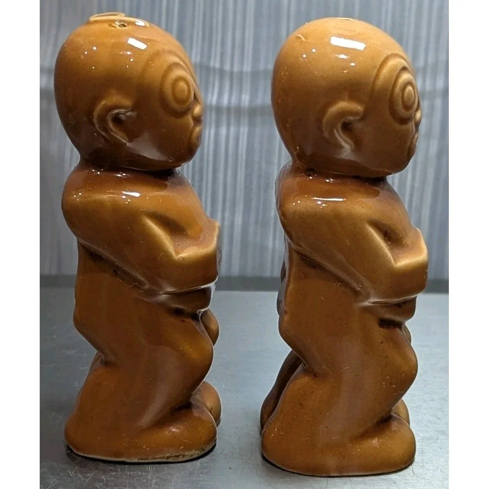 Trader Vics Vintage Pair Of Tiki Polynesian Native Statues Salt & Pepper Shakers